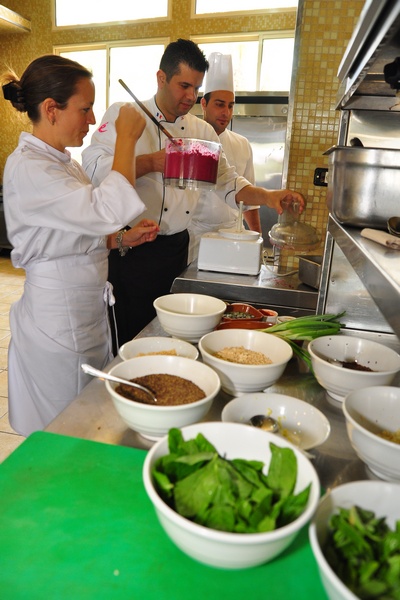 Edde Sands Wellness Cooking Class